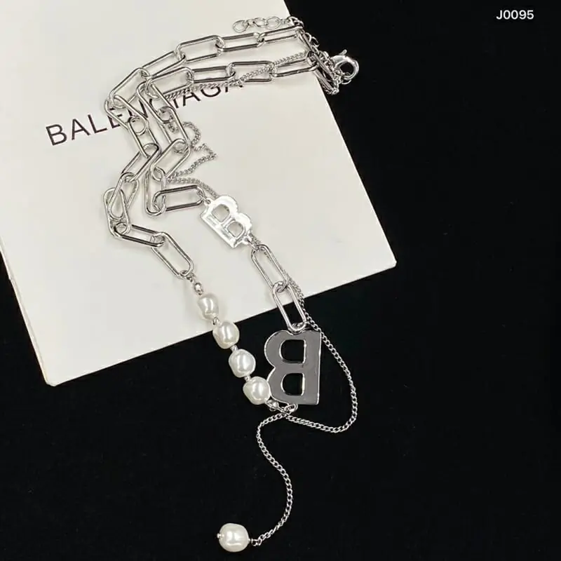 balenciaga collier pour femme s_12240502